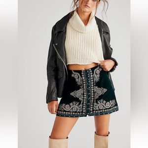 FP Penny Lane Velvet Embroidered Mini Skirt, Size 2, EUC